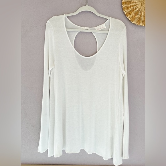 The Lady & The Sailor Crafted In The USA For Seaside Luxe Linen Long Sleeve Top - Picture 3 of 6